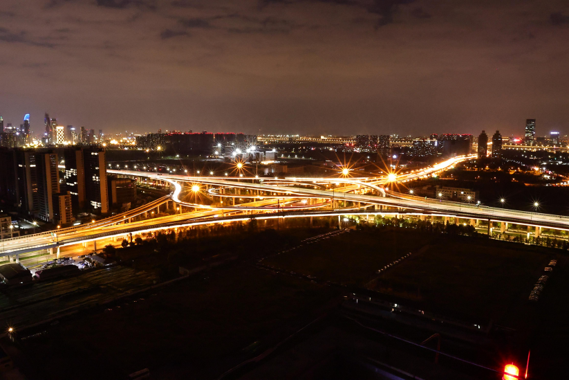 机场高速沿线市心互通